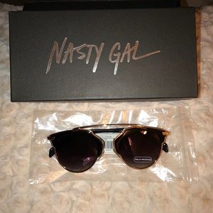 Nasty Gal sunglasses : Dior style